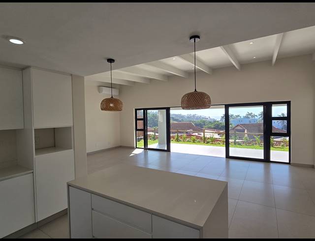 2 BEDROOM HOUSE FOR SALE IN SHAKAS ROCK